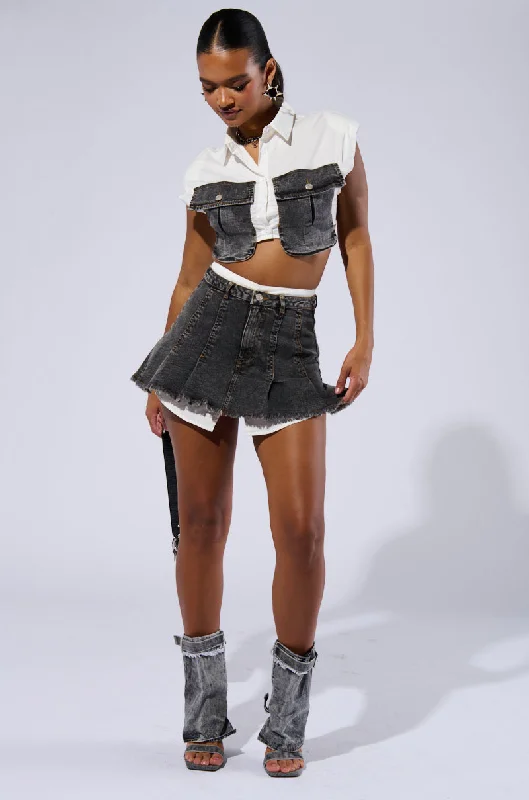 GET IT RIGHT DISTRESSED DENIM PLEATED MINI SKIRT